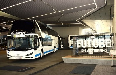 Neoplan Skyliner